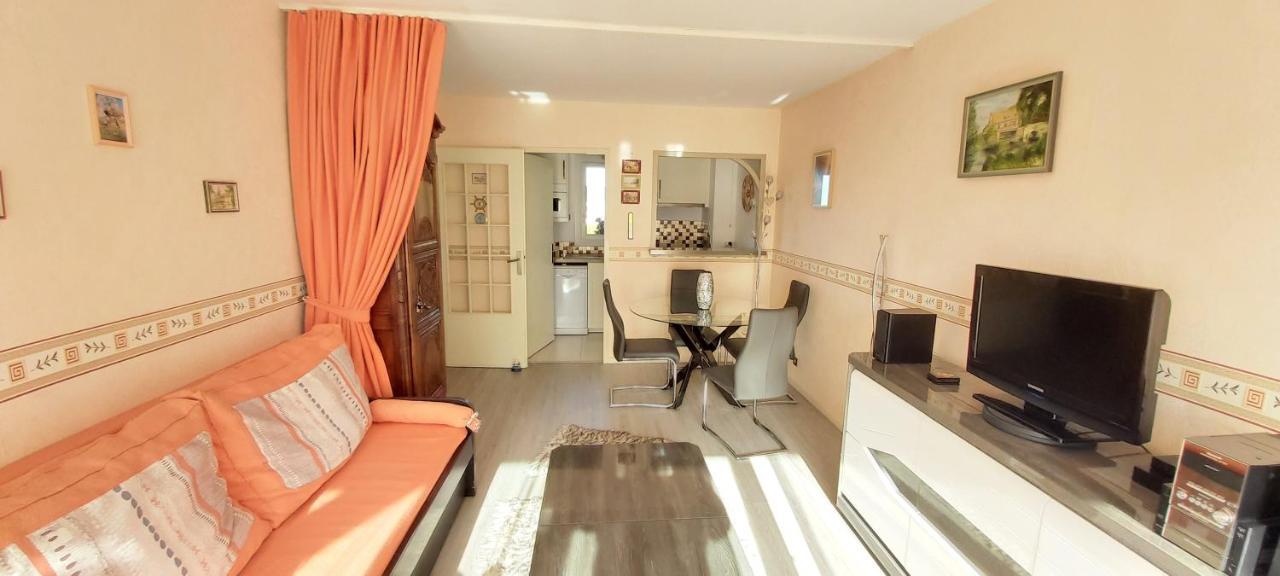 Appartement Domaine Des Yearlings ドーヴィル エクステリア 写真
